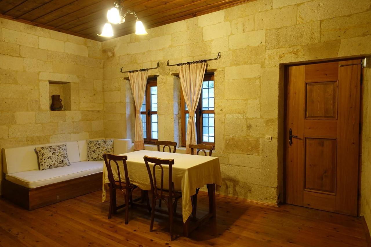 Esbelli Evi Cave Houses Urgup Exterior photo