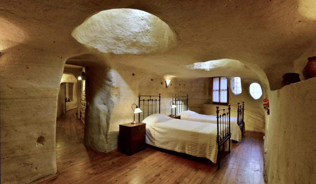 Esbelli Evi Cave Houses Urgup Exterior photo