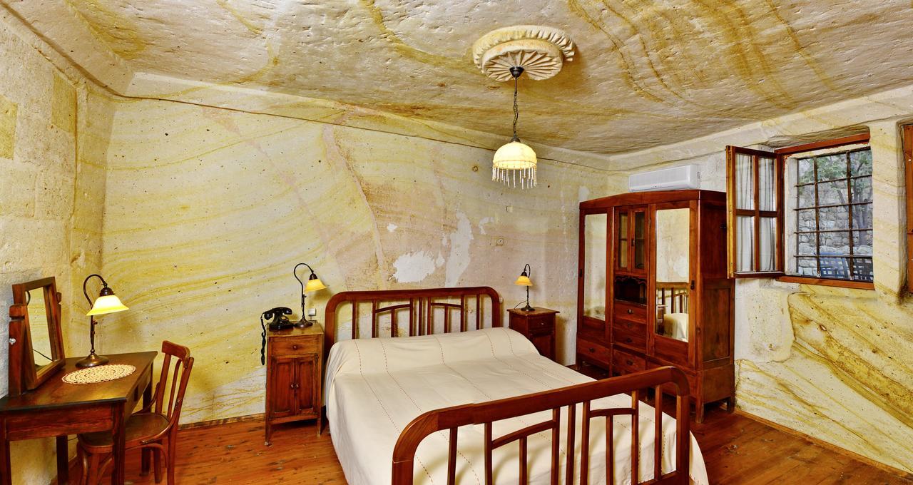 Esbelli Evi Cave Houses Urgup Exterior photo