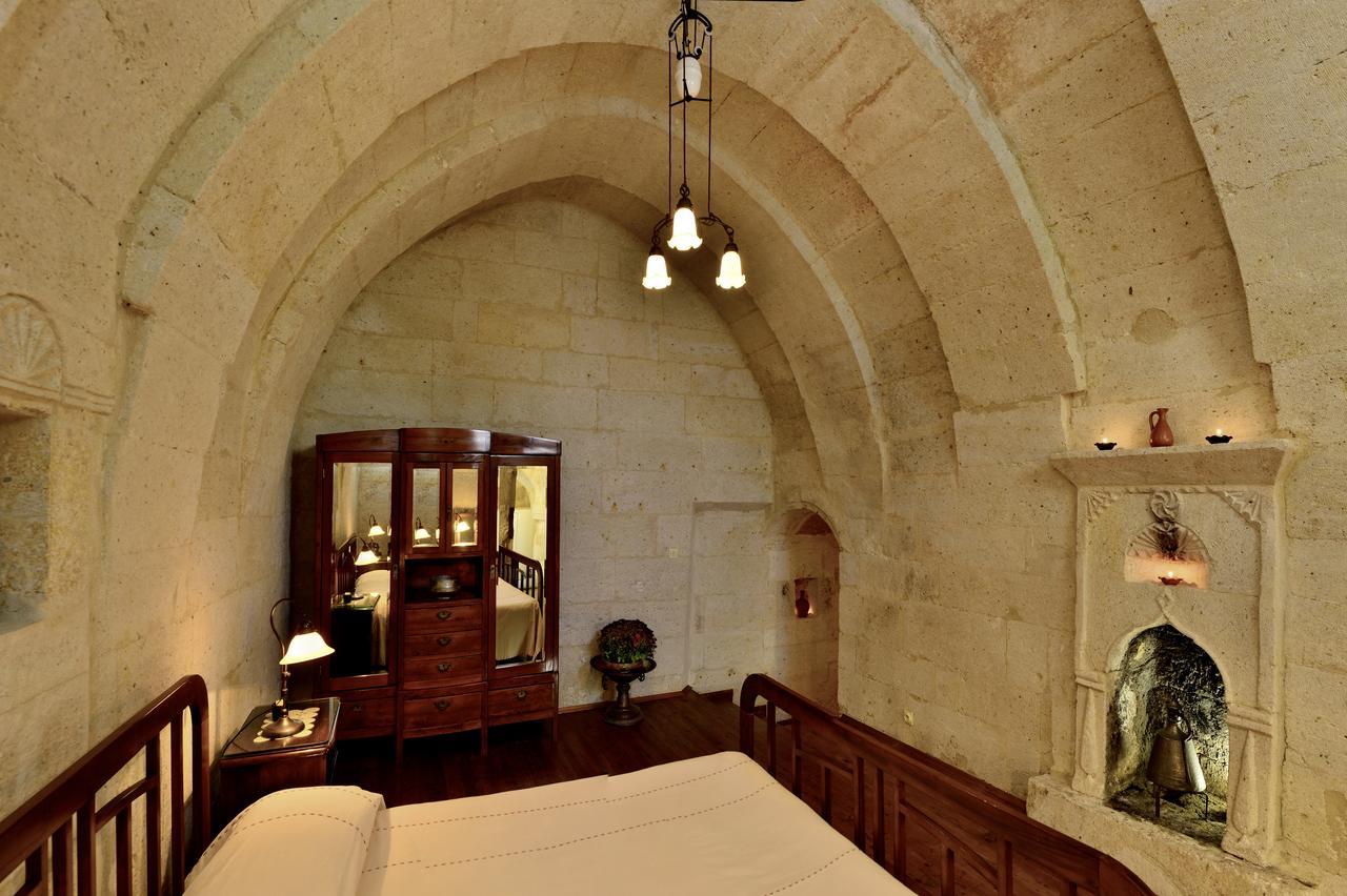 Esbelli Evi Cave Houses Urgup Exterior photo